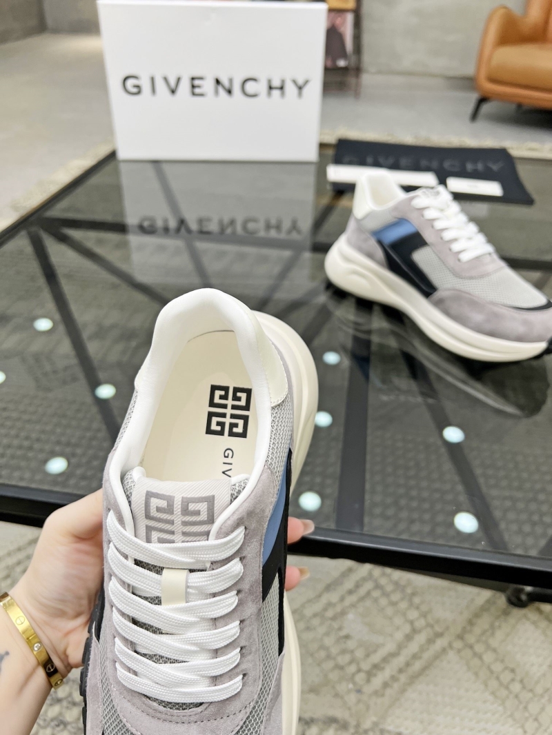 Givenchy Sneakers